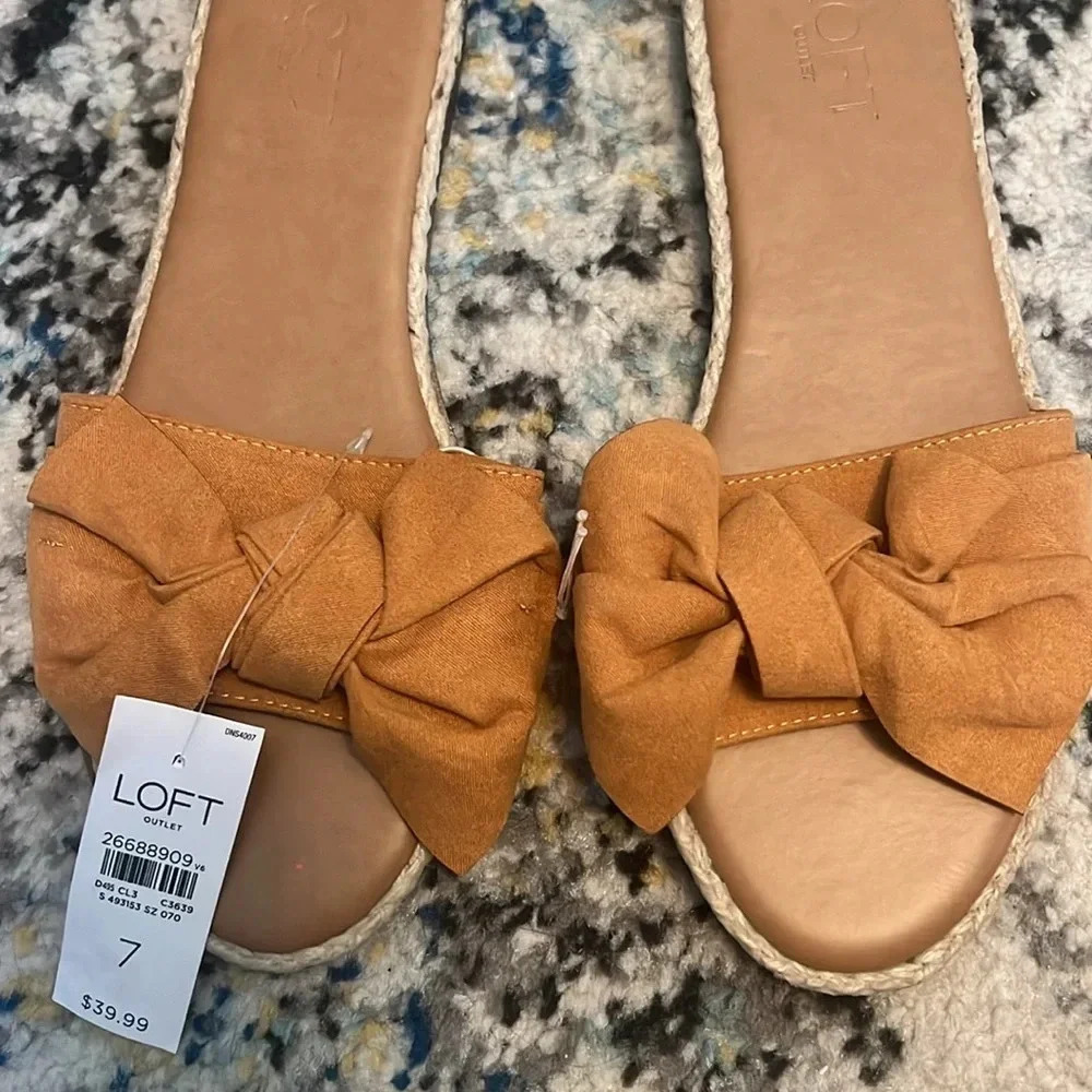 NWT LOFT OUTLET Mustard Gold Bow Slide Sandals 7 - Picture 2 of 6